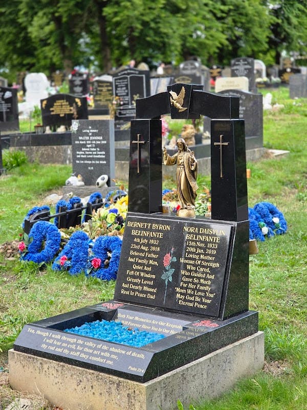 Almondbury Cemetery - Cemeteries in huddersfield