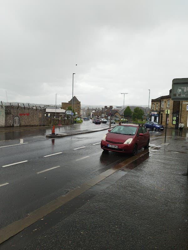 Bus Stop at Greenhead Road - Bus Stops in huddersfield