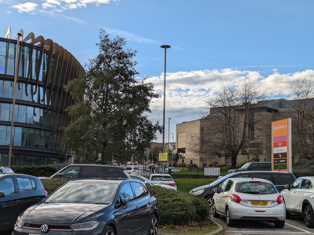 Bus Stop at Southgate (stop R3) - Bus Stops in huddersfield