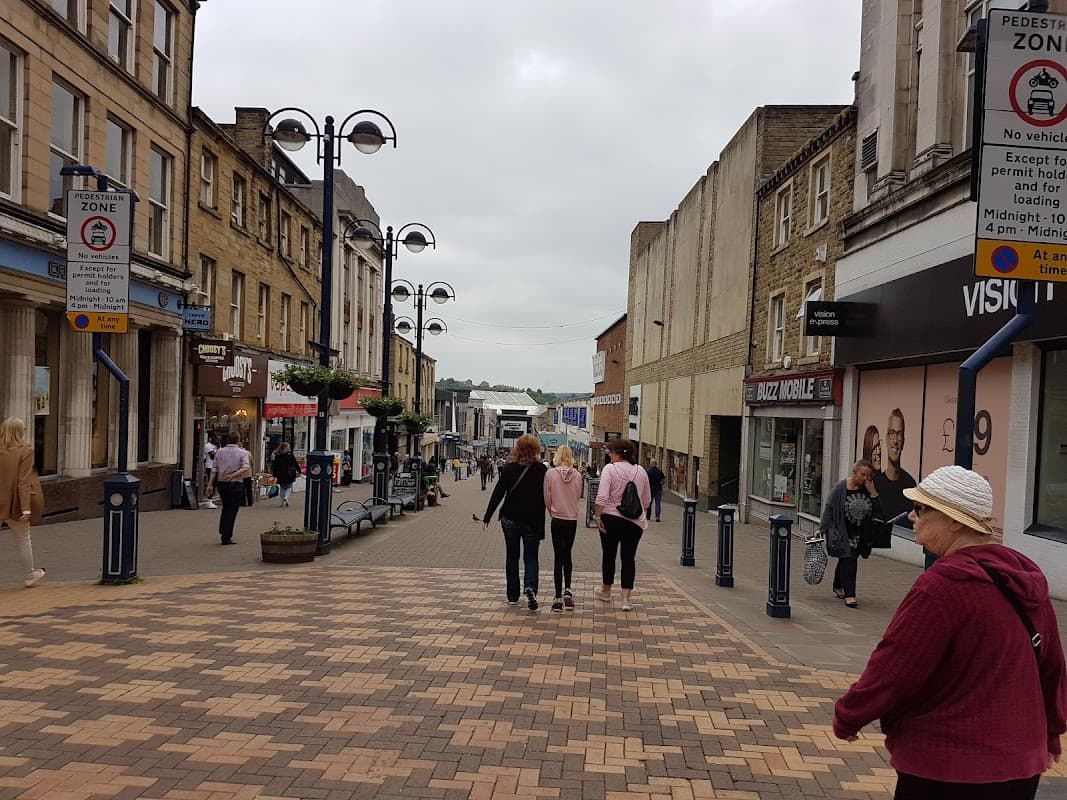 Discover Huddersfield - Attraction in huddersfield