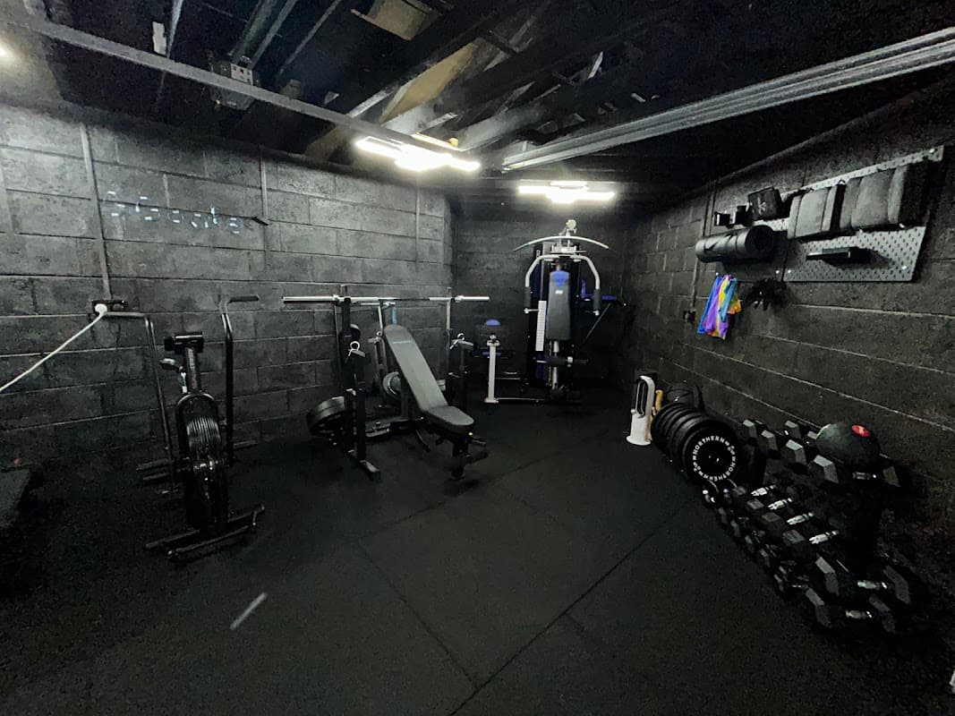 Gaby's Garage Gym - Gyms in huddersfield