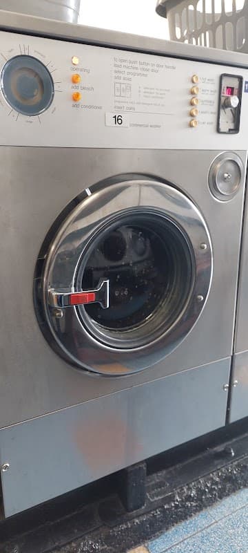 Groom Laundrette - Launderettes in huddersfield