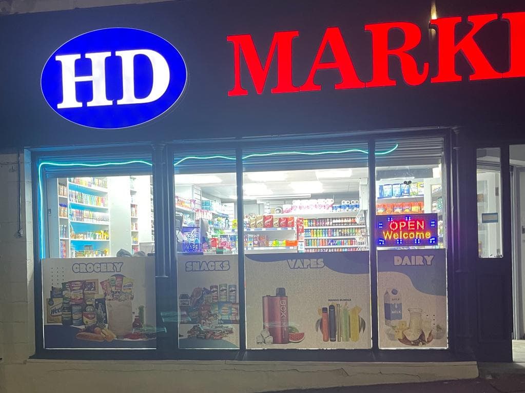 HD MARKET - Off Licences in huddersfield