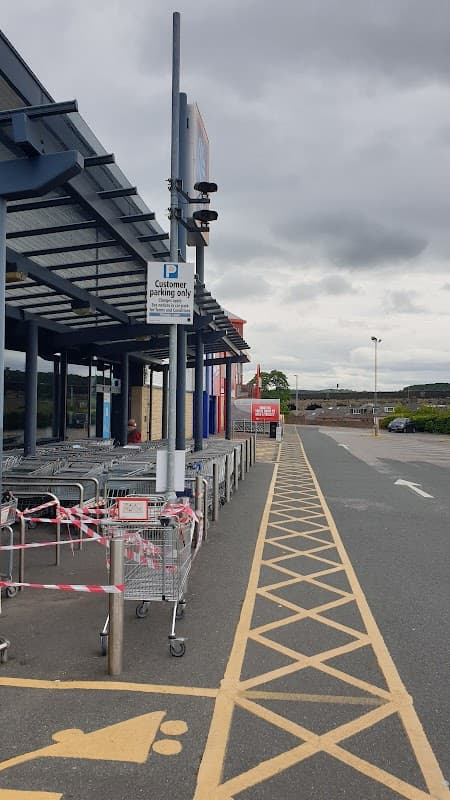 Huddersfield Retail Park - Shopping Centres in huddersfield