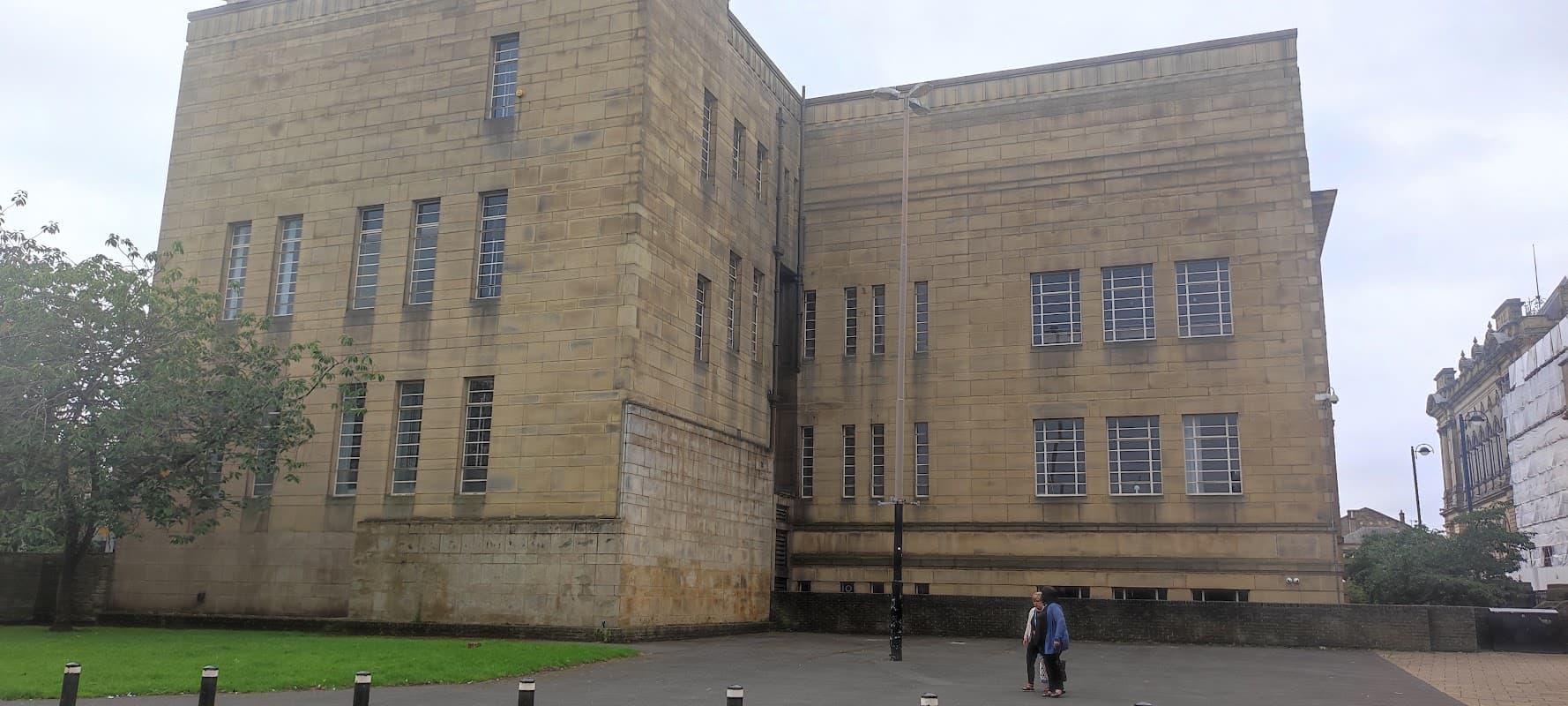 Kirklees Local Studies Library - Libraries in huddersfield