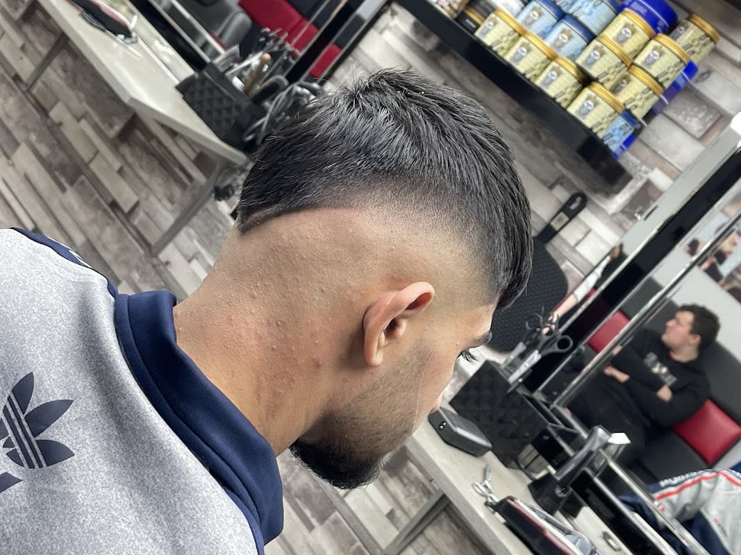 Nizaro Cut - Barbers in huddersfield
