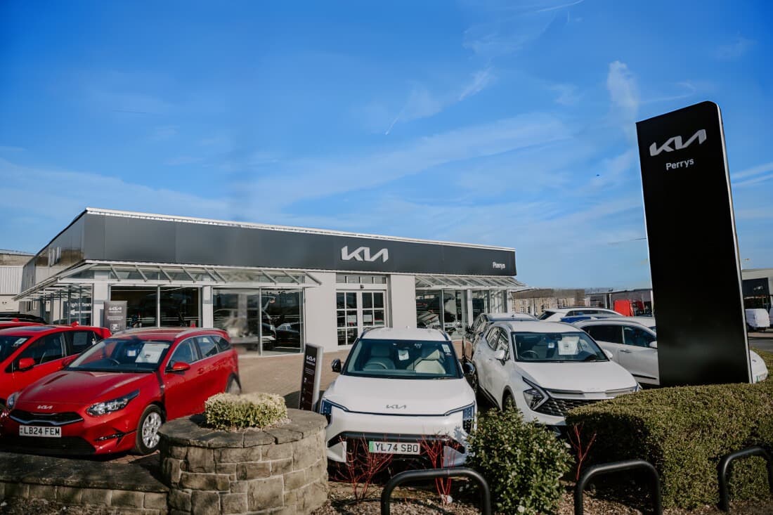 Perrys Huddersfield Kia - Car Dealers in huddersfield