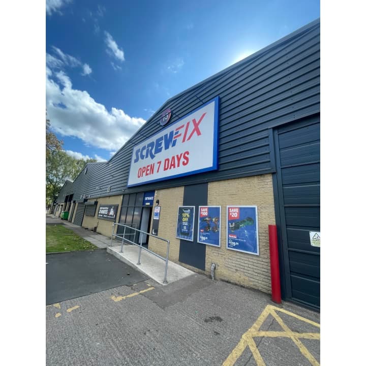 Screwfix Huddersfield - Birkby - Ironmongers in huddersfield