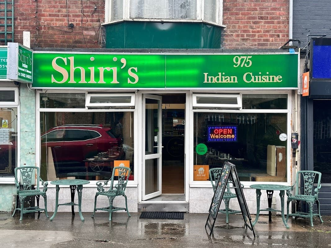 Dining at Shiris indian in hull