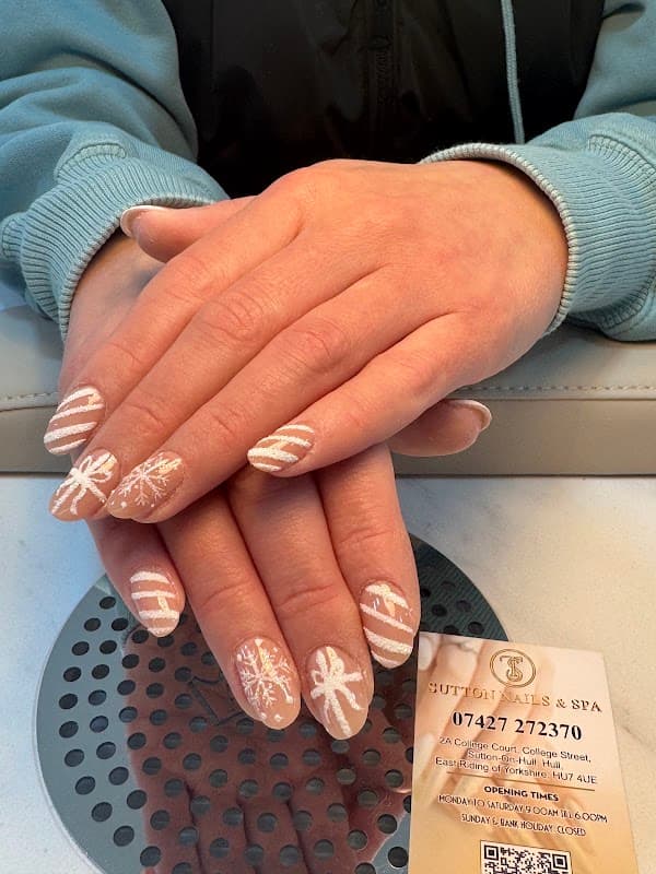 Sutton Nails & Spa - Nail Salons in hull