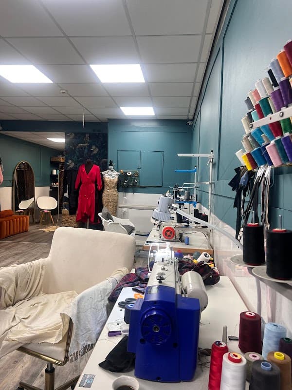 Tailorโs Touch - Tailors in hull