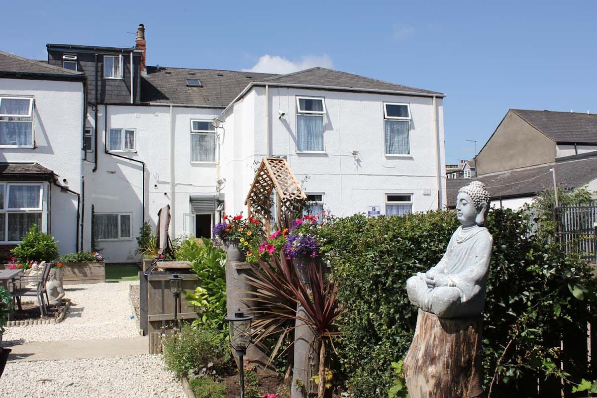 Accommodation at Vale Apart Hotel in hull