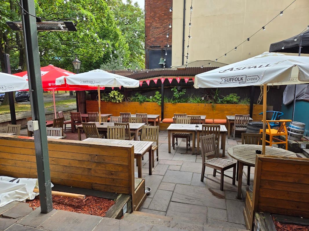 Dining at Lamb And Flag in hunslet