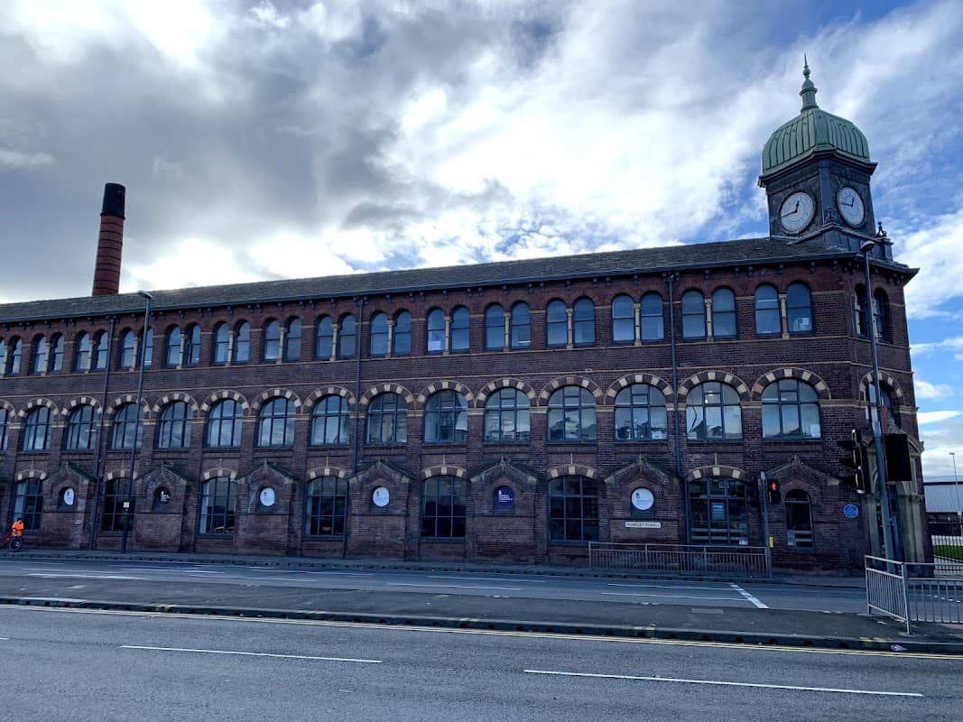 Leeds City College - Printworks Campus - Colleges in hunslet