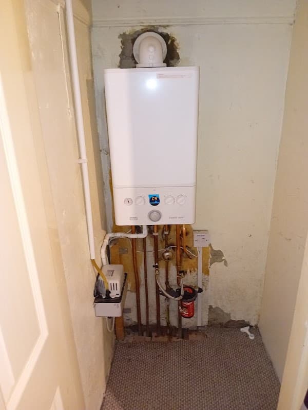 Mayday Plumbing & Heating - Plumbers in hunslet