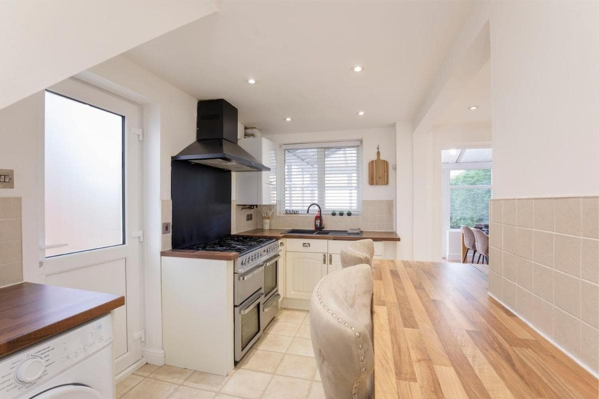 Your Home Away From Home - Near York City Centre, Huntington, Yorkshire