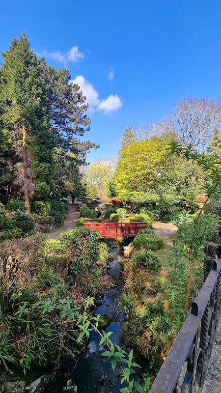 Bus Stop at Hebers Ghyll Drive - Bus Stops in ilkley