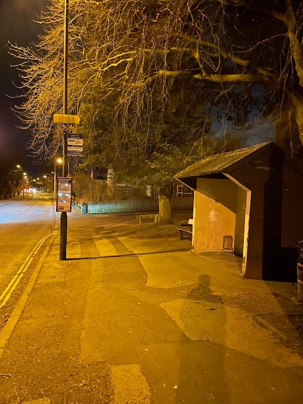 Bus Stop at Springs Lane Wheatley Road - Bus Stops in ilkley