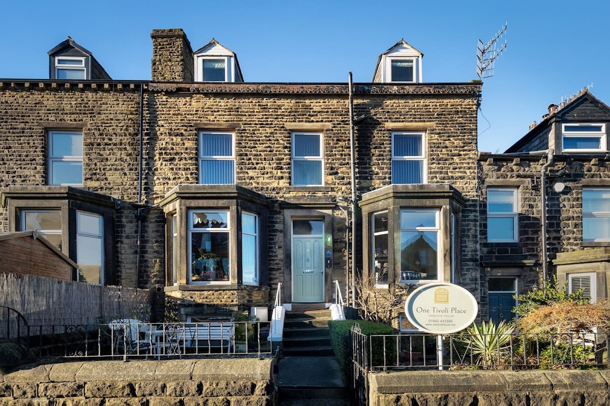 One Tivoli Place Guest House - Guest House in ilkley