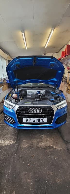 AAA SERVICING AND REPAIRS - Garages in keighley
