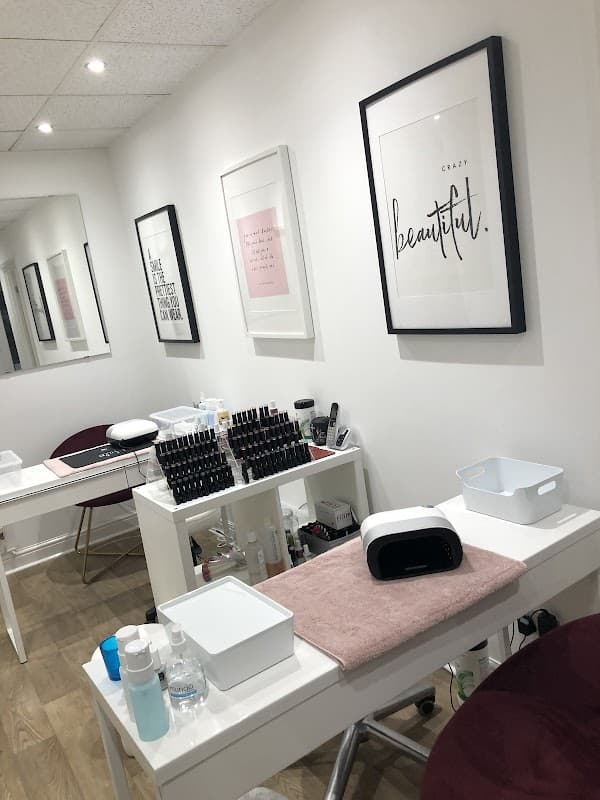 Bloom Beauty Therapy - Beauty Salons in killingbeck