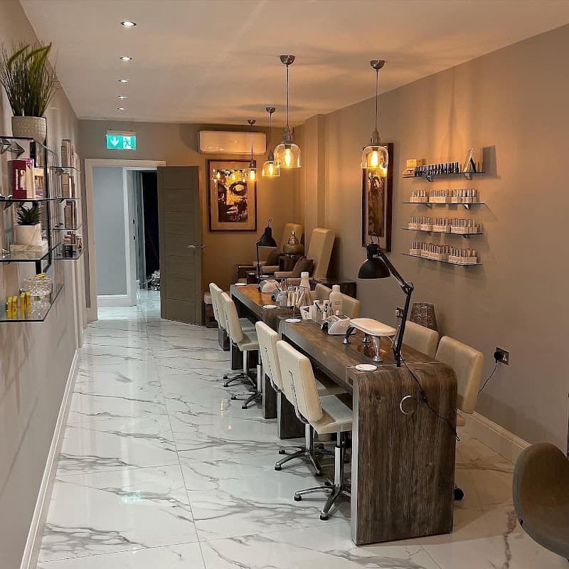 Envy Makeup & Beauty Lounge Ltd - Beauty Salons in killingbeck