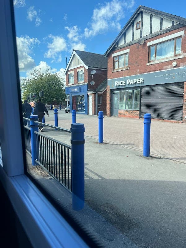 Halton Lidl - Supermarkets in killingbeck