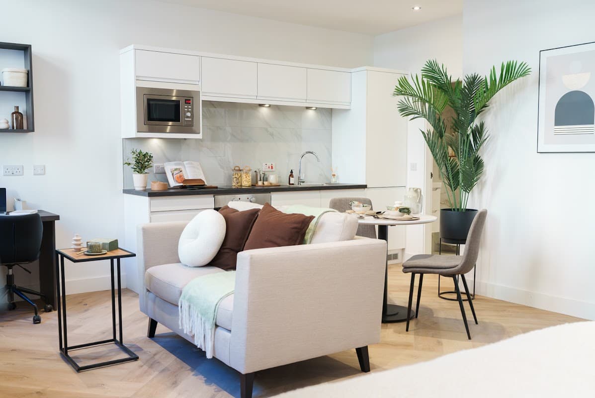 Instore Direct Ltd - Furniture Shops in killingbeck