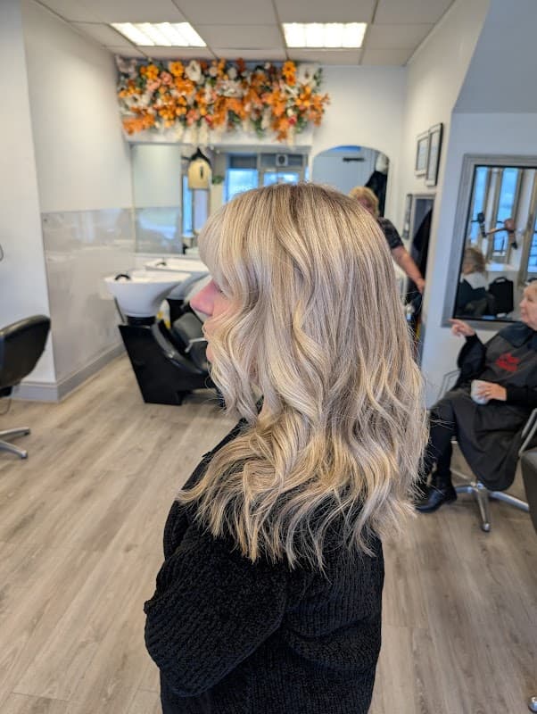 Peta Franklin - Hair Salons in killingbeck