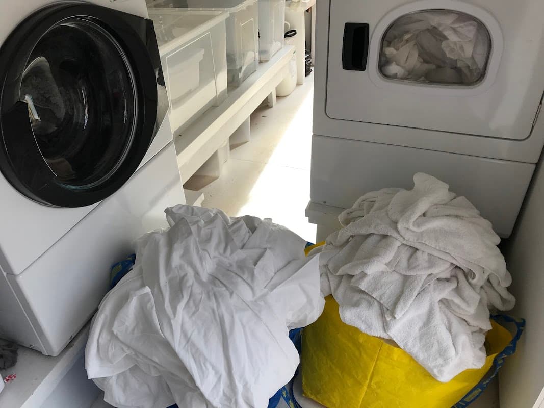 Ria's Laundry and Ironing - Launderettes in killingbeck