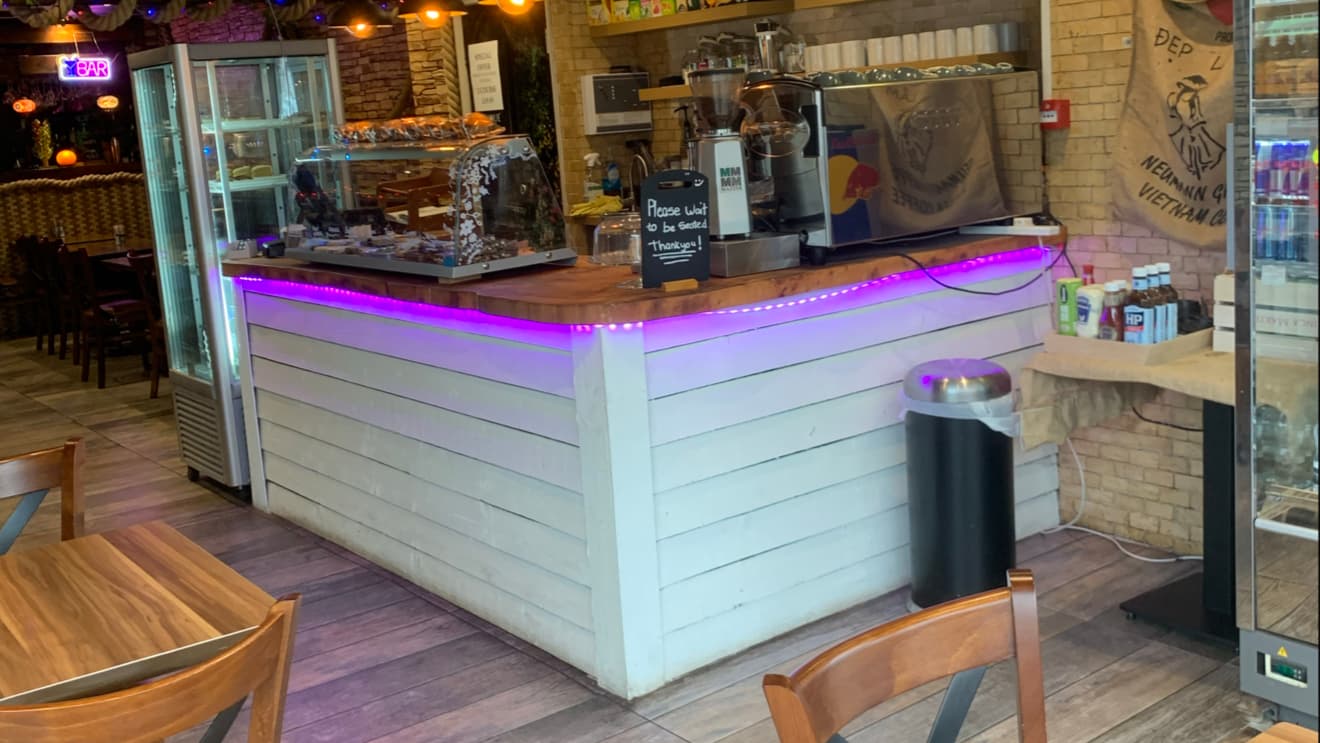 Cafe Unique Coffee&Bistro in killingbeck