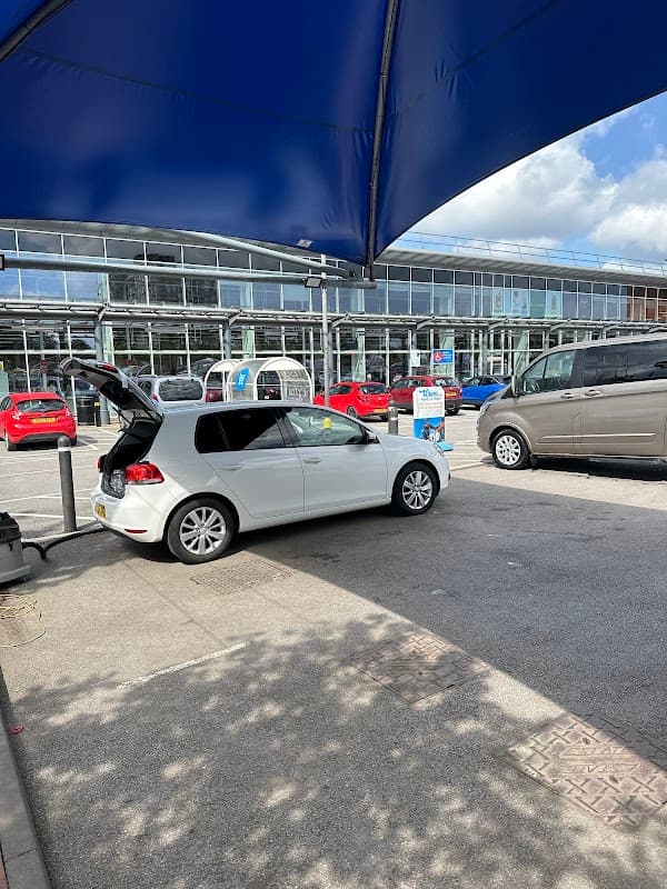 Waves Hand Car Wash Leeds Seacroft - Car Washes in killingbeck