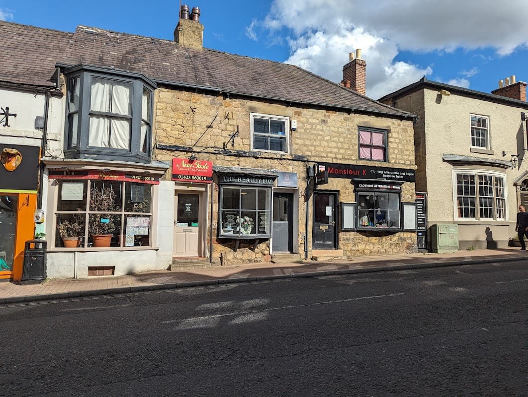 Nails and beauty by Melanie The Beauty Box - Beauty Salons in knaresborough