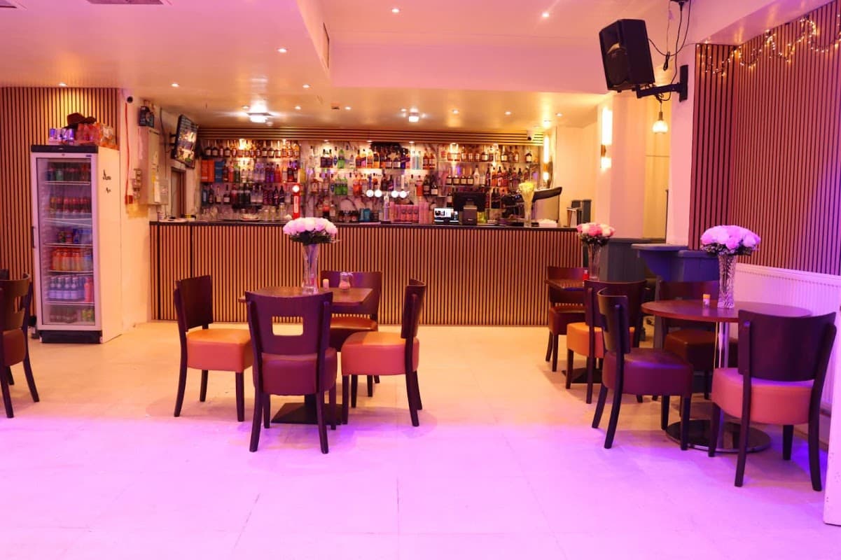 Dining at Oasis Bar And Restaurant in knowsthorpe