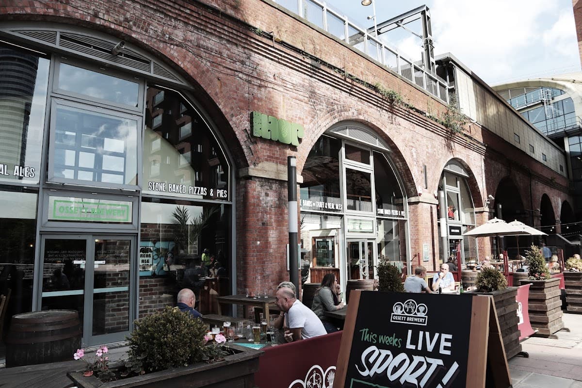 Food & drink at The Hop in knowsthorpe