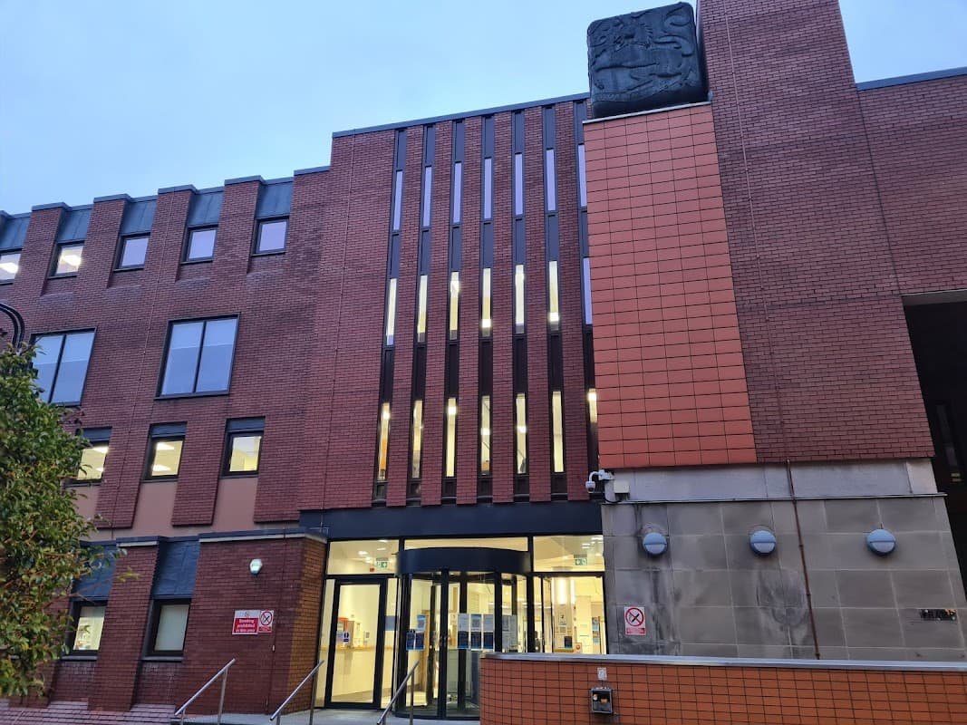 Crown Court - Public Buildings in leeds