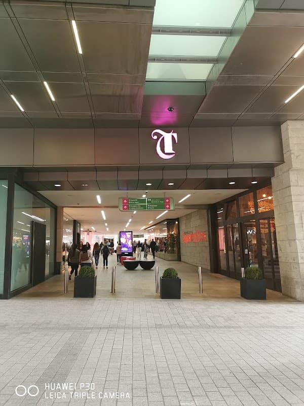 Deichmann - Shoe Shops in leeds