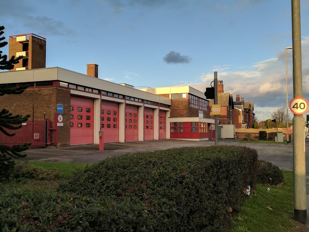 Hunslet Fire Station - Emergency Services in leeds