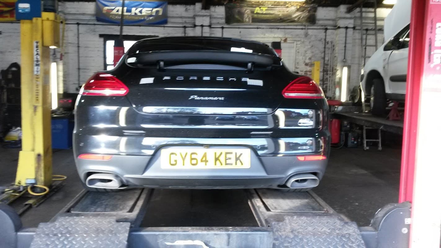 The Garage - Garages in maltby