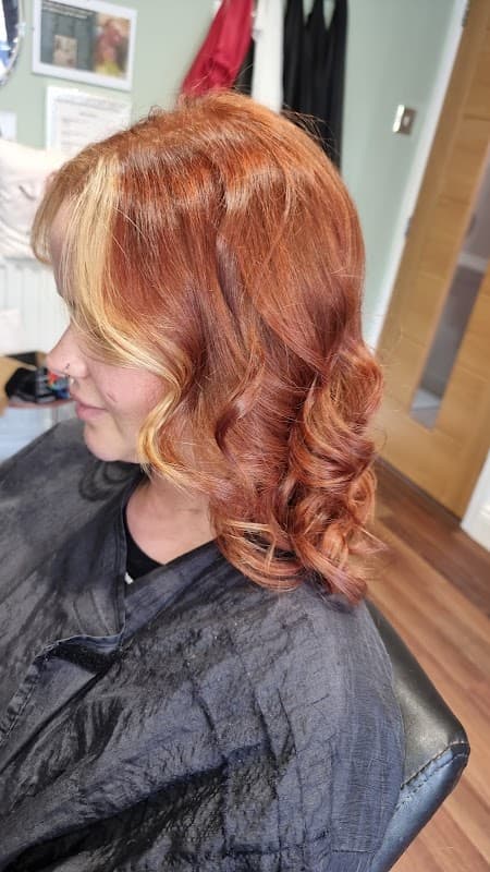 Elegance Hair and Beauty - Hair Salons in marske
