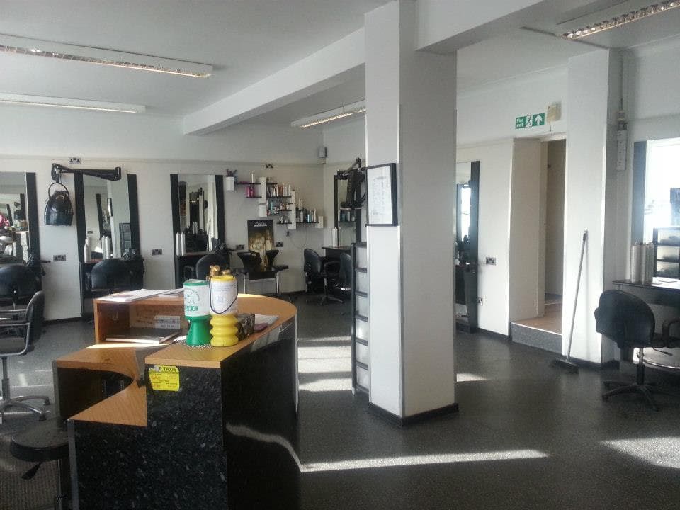 John Paul - Hair Salons in marske