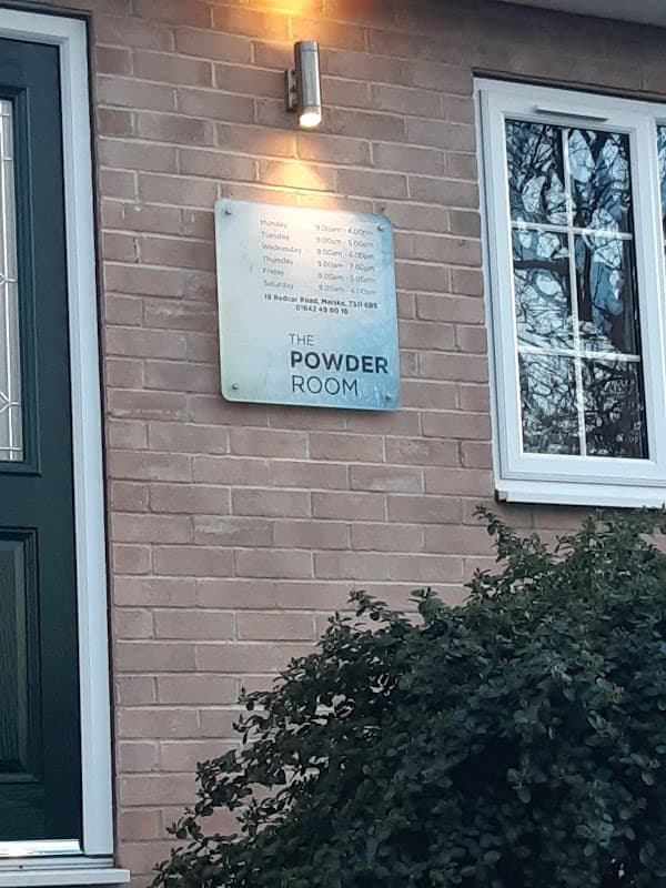 The Powder Room - Beauty Salons in marske