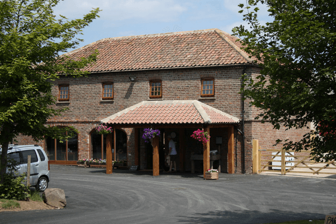 Marton Manor Farm Shop and Tea Rooms - Farm Shop in sewerby