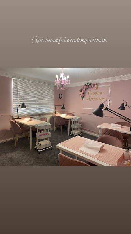 Creative Nails , Beauty and Training Academy - Beauty Salons in mexborough