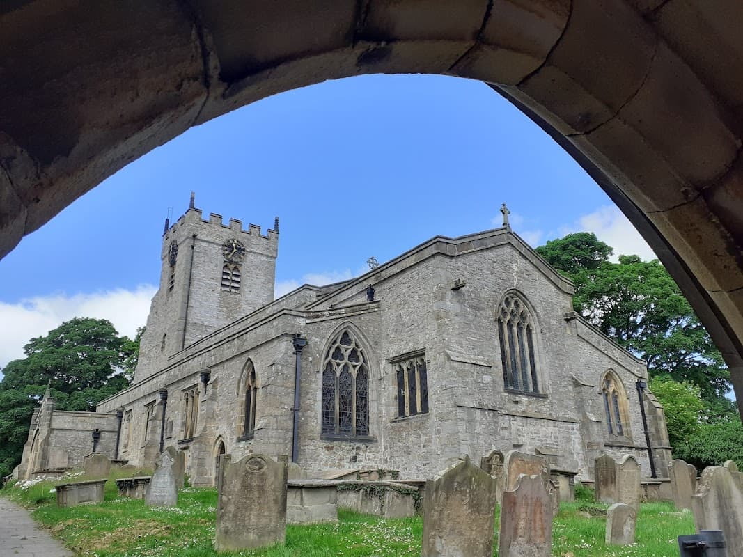 Church of St Mary and St Alkelda, Middleham - Churches in middleham
