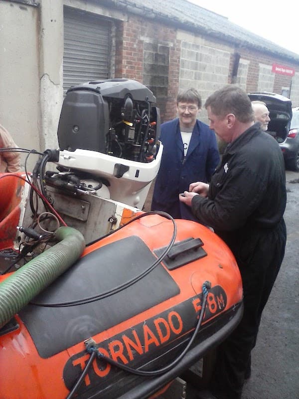 Acorn Vehicle Repairs - Garages in middlesbrough