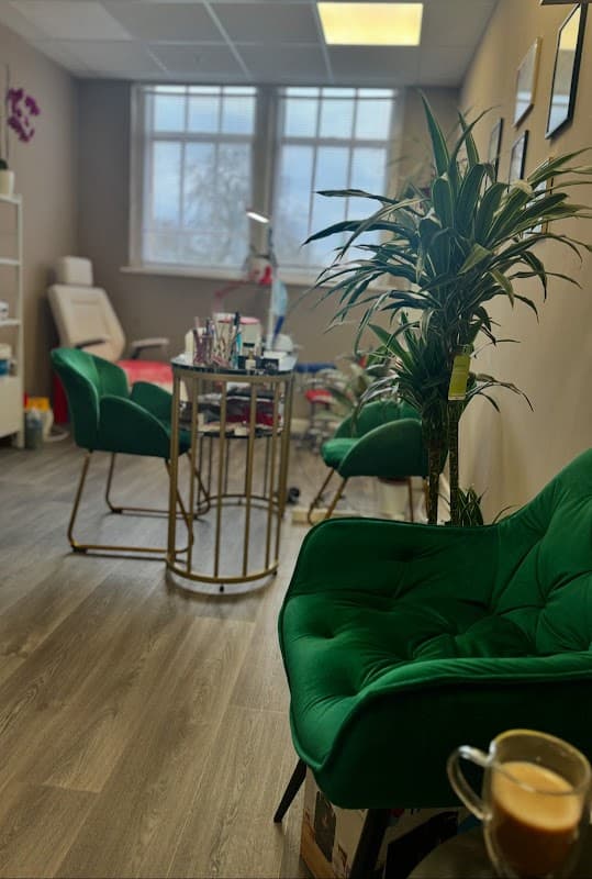 Beauty Studio nails Yana - Nail Salons in middlesbrough