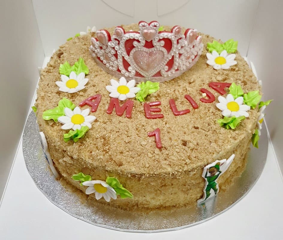 Zana's Cakes - Bakers in middlesbrough