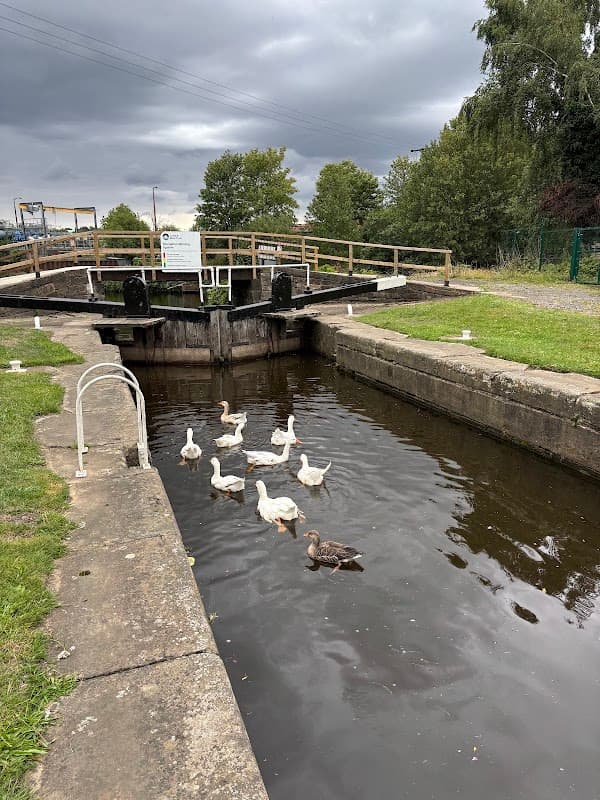 Cooper Bridge Lock 16 - Historic Site in mirfield