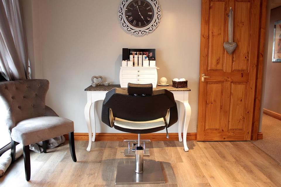 Perfection Nail & Beauty. - Beauty Salons in mirfield
